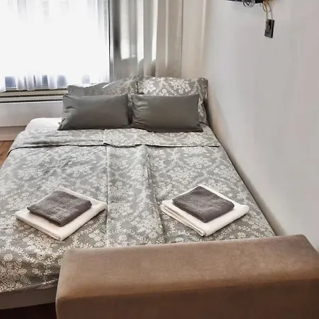 In With Small Parking Space Beograd