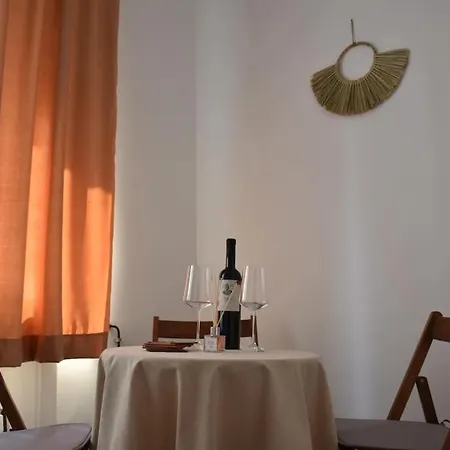 Apartment In With Small Parking Space Belgrad