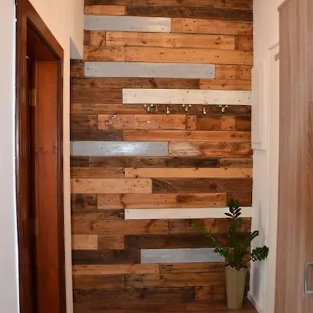 Lejlighed In With Small Parking Space *