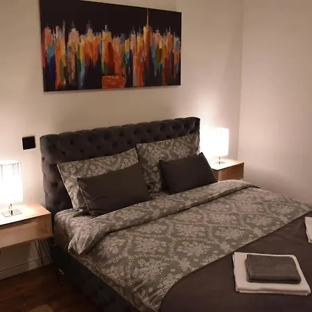 In With Small Parking Space Apartmán *